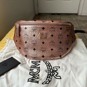 Mcm belt bag rose gold great condition